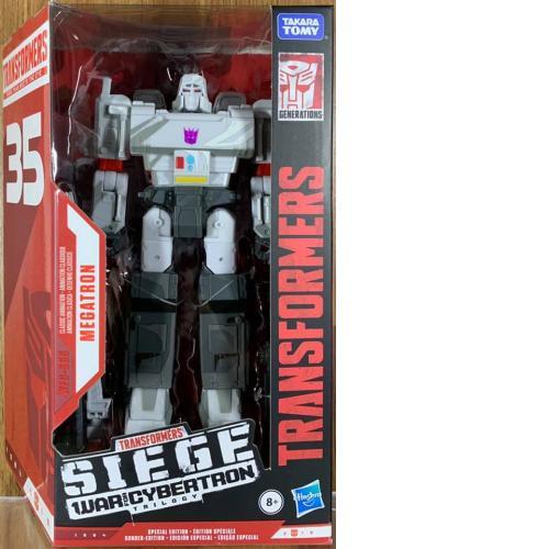 Hasbro Transformers SIEGE 35th Voyager Classic Animation Megatron Action Figure
